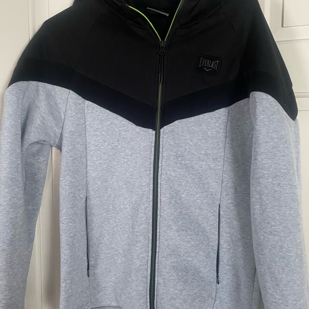 Mens Everlast sweatsuit size Small